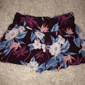 AE Floral Shorts